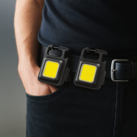 2 db 1: Felcsatolható LED-lámpa
