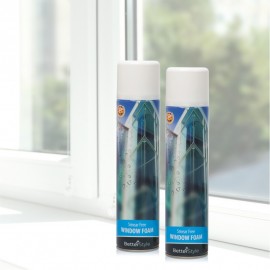 Üveg és egyéb felületek tisztítására szolgáló hab. 2db