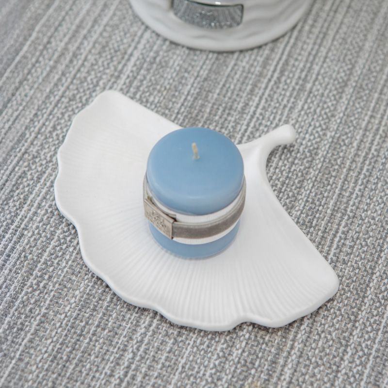 Páfrányfenyő formájú alátét