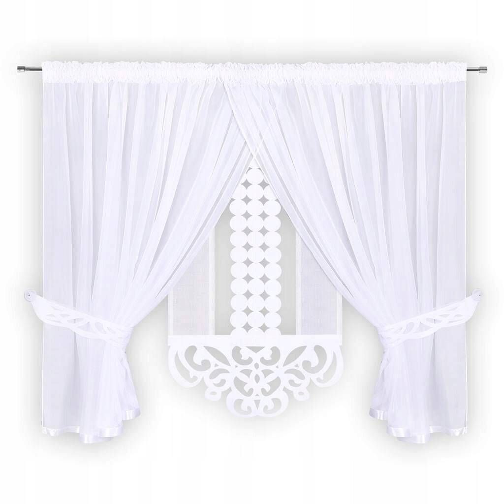 Szett: fehér voile függöny ráncolószalagon 400x150 cm és dekoratív áttört panel