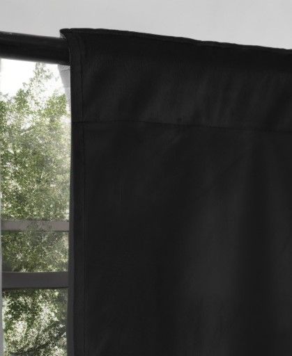 Fekete velúr glamour függöny szalagon 140x250cm (1 db.)