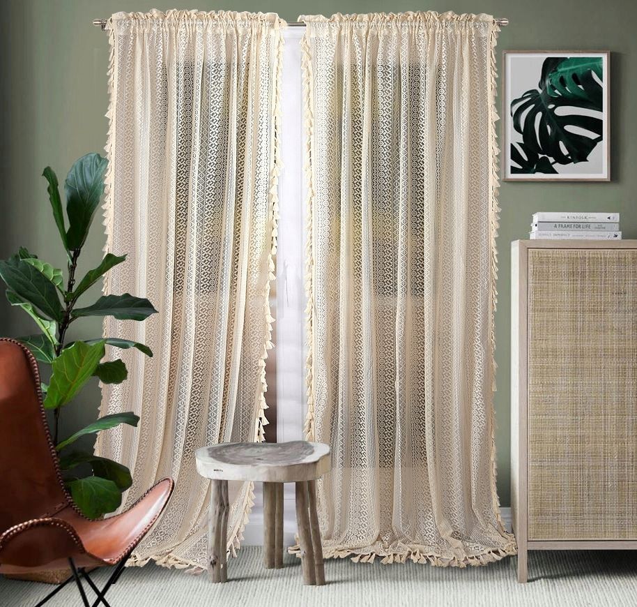 BOHO csipkefüggöny 145x250 cm, ráncolószalaggal, 1 db