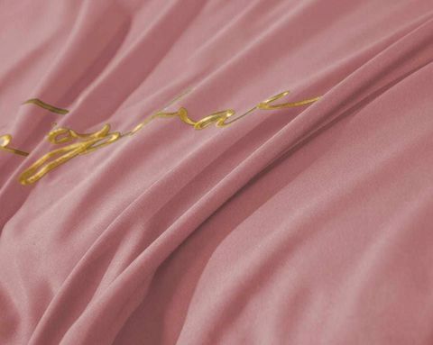 3 részes mikroszálas ágyneműgarnitúra 160x200 cm – hímzéssel és szegéllyel