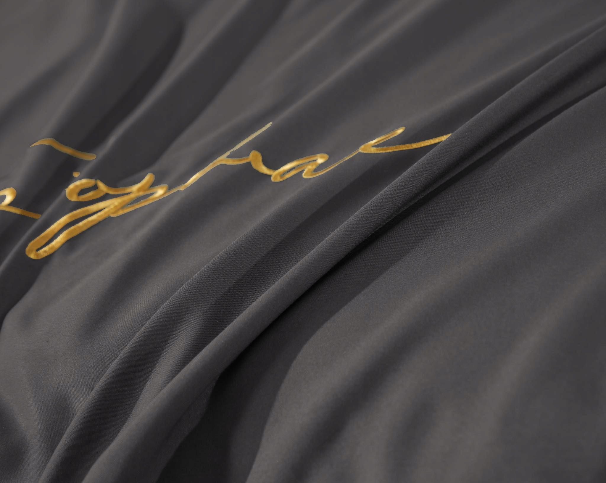 3 részes mikroszálas ágyneműgarnitúra 160x200 cm, sötétszürke színben