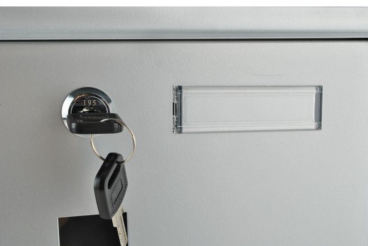 Ezüst postaláda A4-es formátumhoz