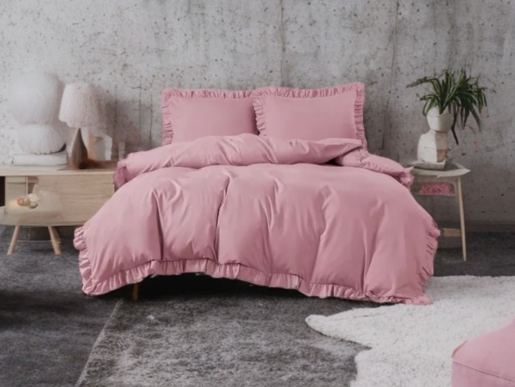 3 részes ágyneműgarnitúra fodrokkal, rózsaszín szín, 160x200 cm