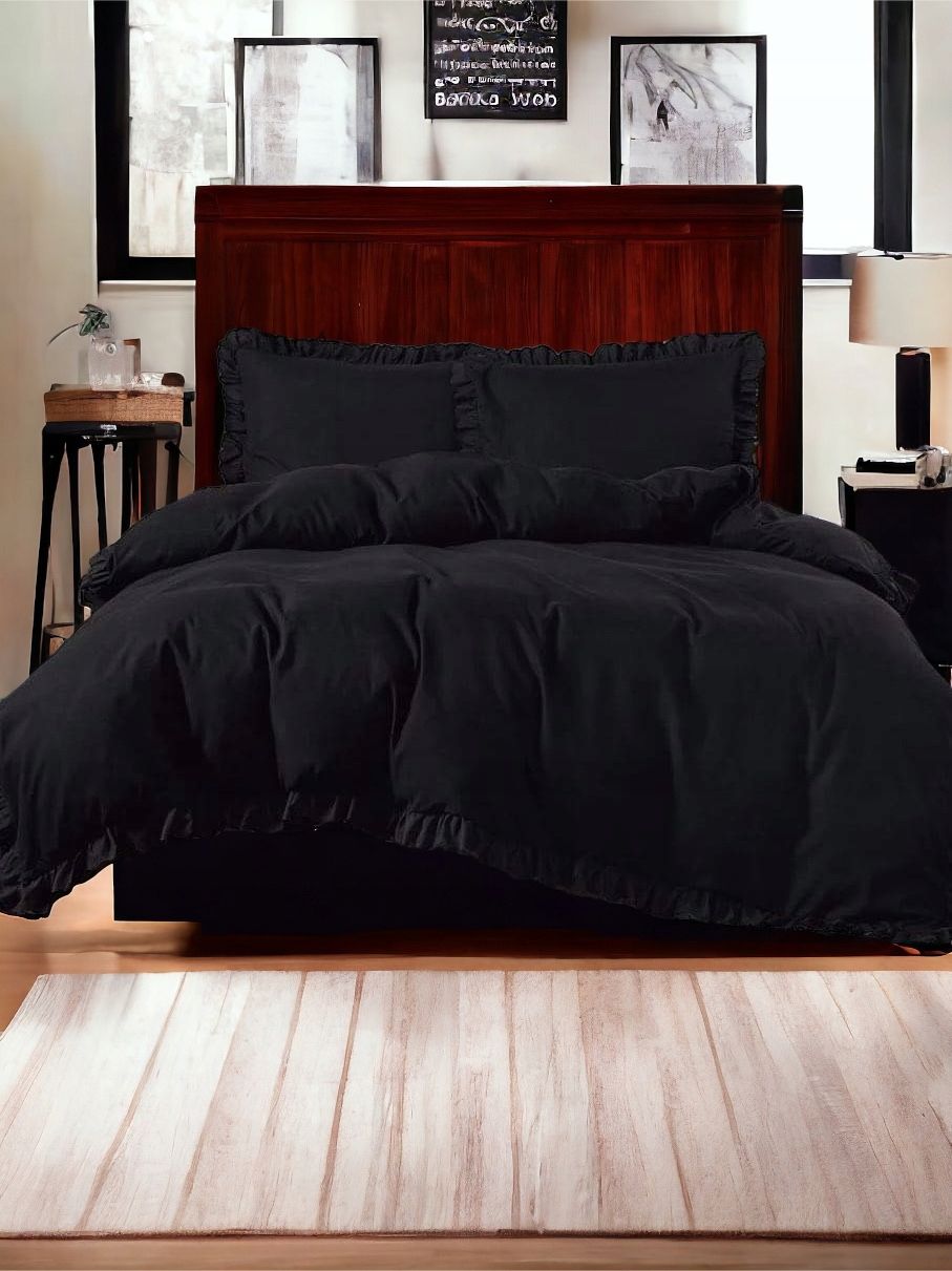 3 részes ágyneműgarnitúra fodrokkal, fekete szín, 160x200 cm