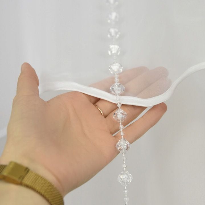 Rövid dekorfüggöny, fekete filc függődíszek, 400x110 cm