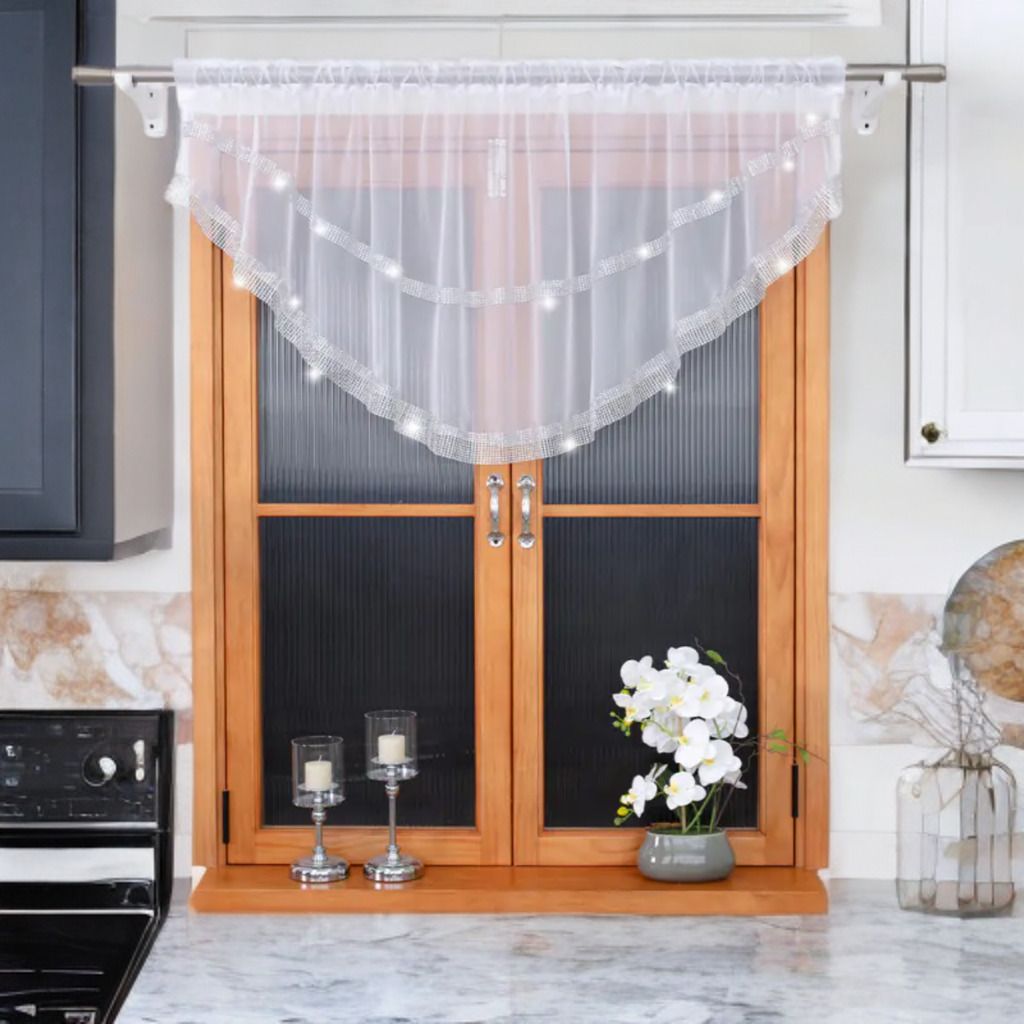 Függöny strasszkövekkel – félkör 380x85 cm