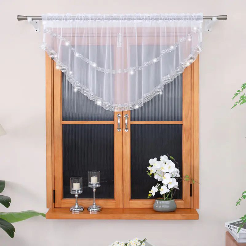 Függöny strasszkövekkel – félkör 380x85 cm