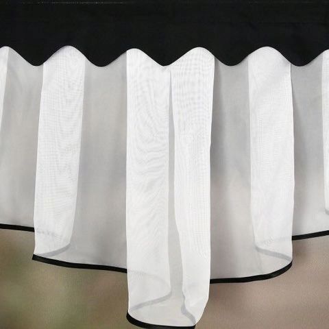 Szett: konyhai voálfüggöny 200x80 cm + vitrázsfüggönyök 90x50 cm, fekete szegéllyel