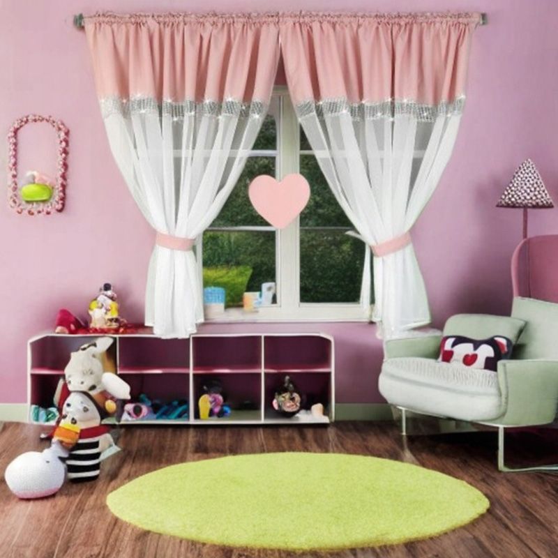 Rózsaszín-fehér függöny strasszkövekkel és szív motívummal 400×145 cm