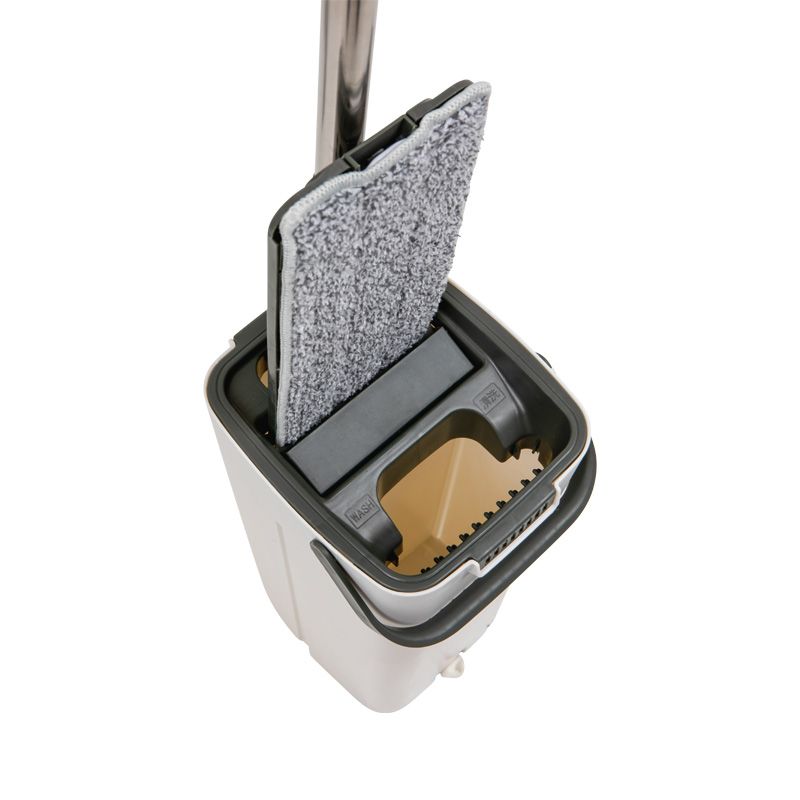 Laposs mop csavaróval és kétrekeszes vödörrel