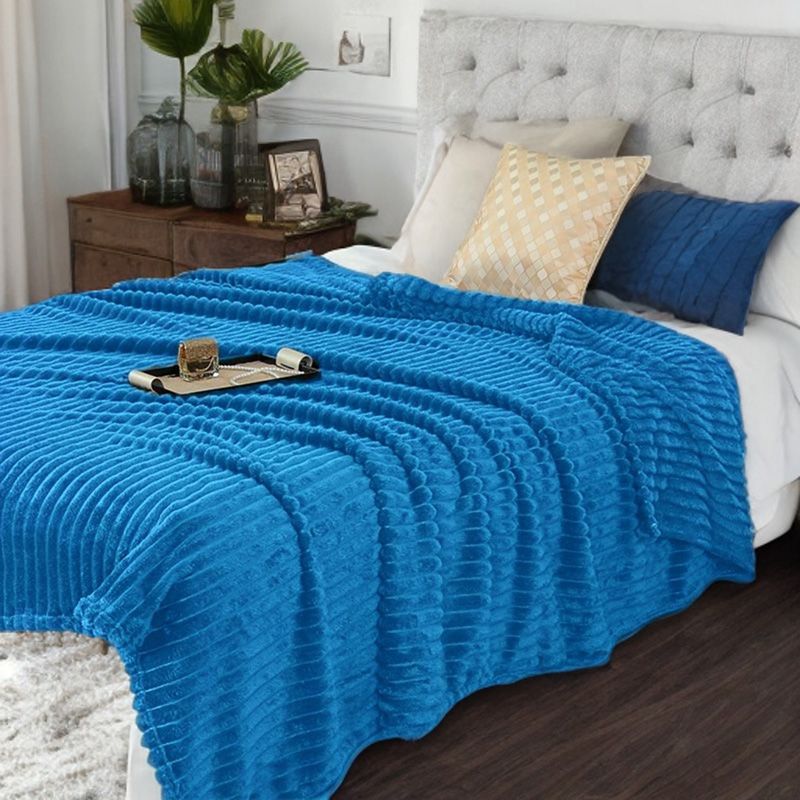 Kék 3D bordázott takaró