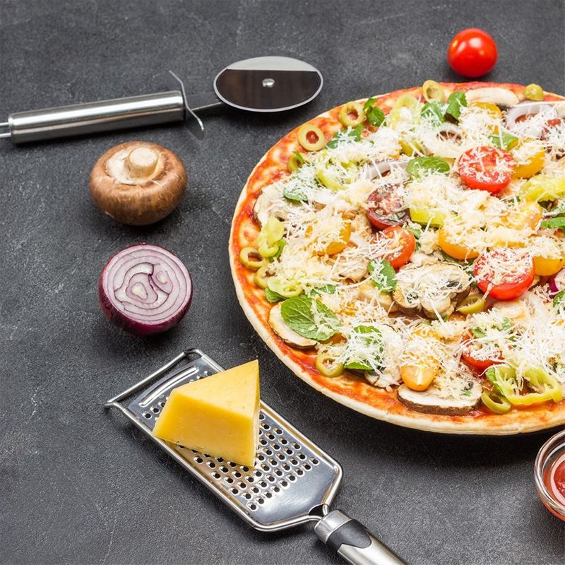 Kerek acél pizzavágó