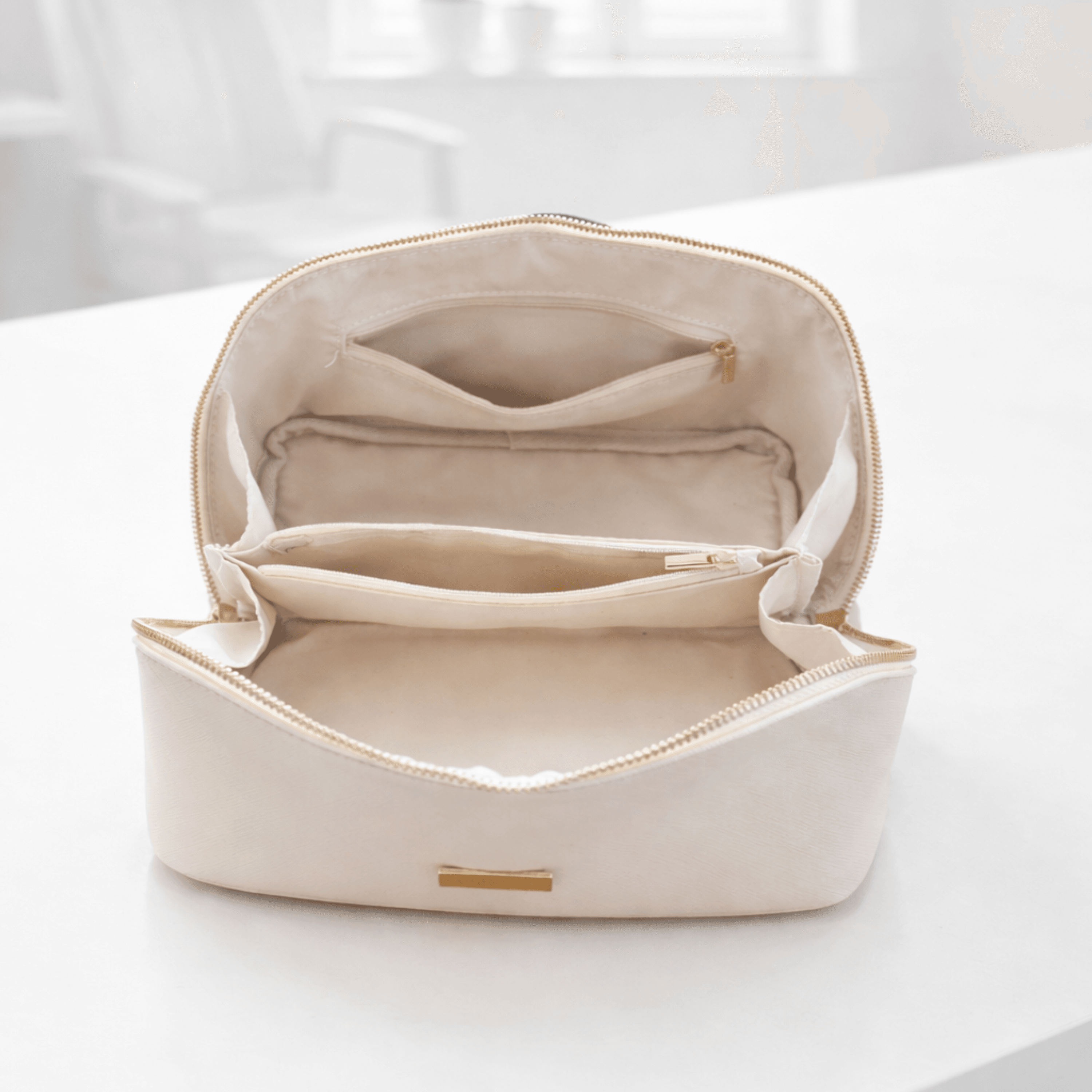 Elegáns Oviline neszesszer